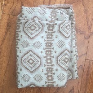 Free People wrap/shawl perfect condition.